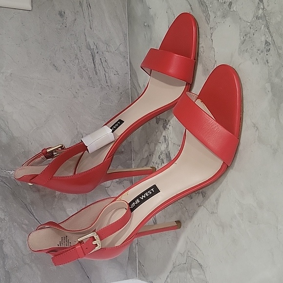NINE WEST Red Women's Teeya Ankle Strap Dress Sandals Size 7 - Picture 3 of 10